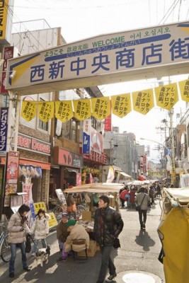 Wheeled Cart Stalls of Nishijinの画像