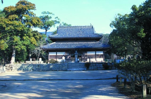 Kanzeonji temple